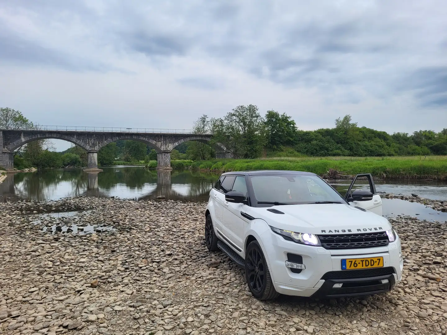 Land Rover Range Rover Evoque Range Rover Evoque 2.2 SD4 4WD Prestige 191 Blanco - 1