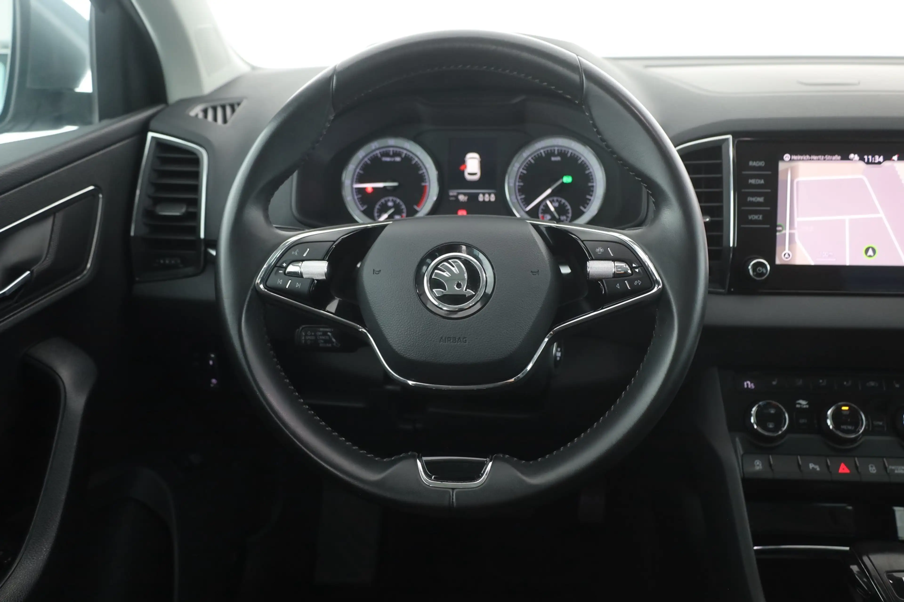 Skoda Karoq 2.0 TDI 4x4 Style DSG LED Navi ACC AHK DAB — photo 15