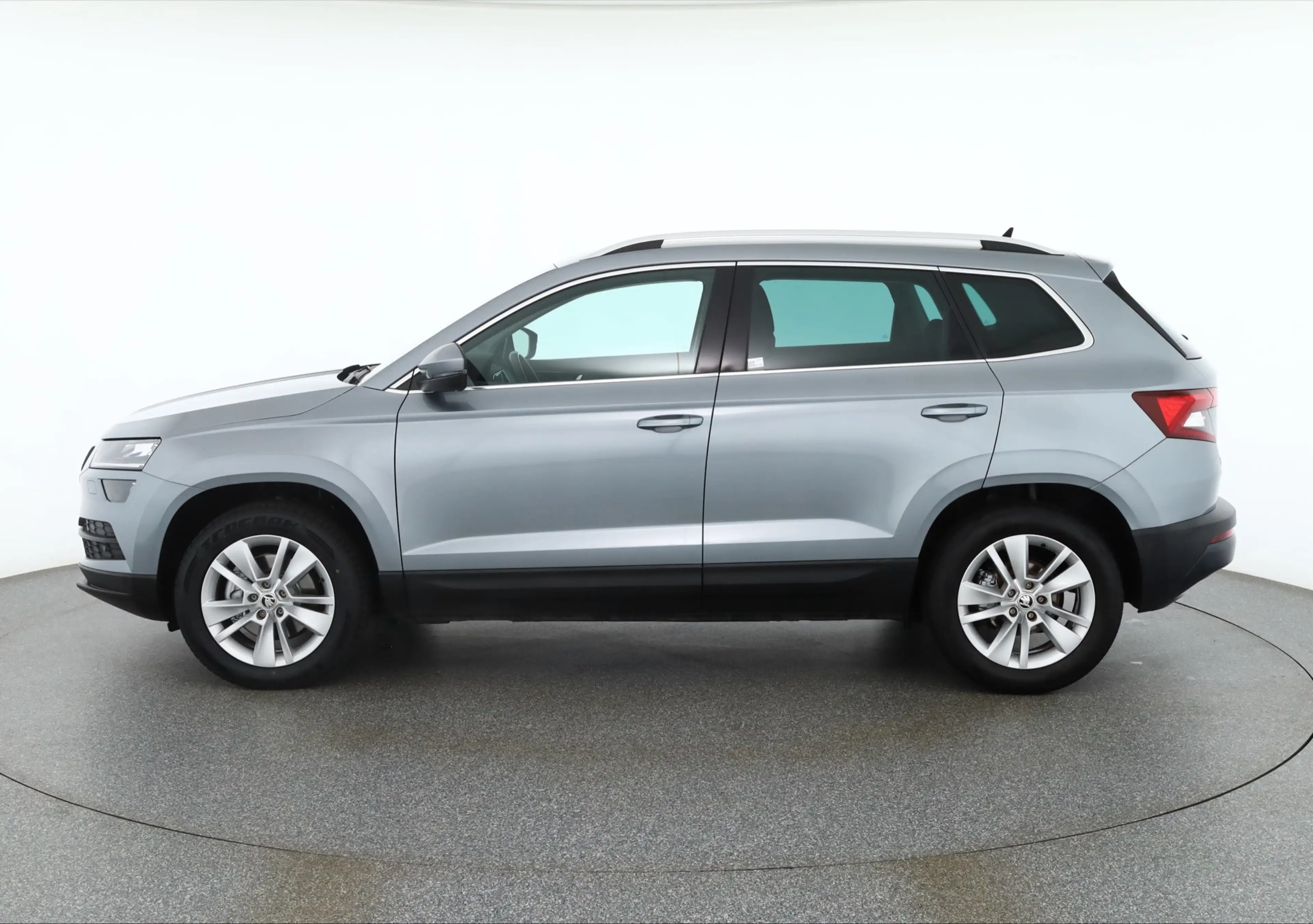 Skoda Karoq 2.0 TDI 4x4 Style DSG LED Navi ACC AHK DAB — photo 2