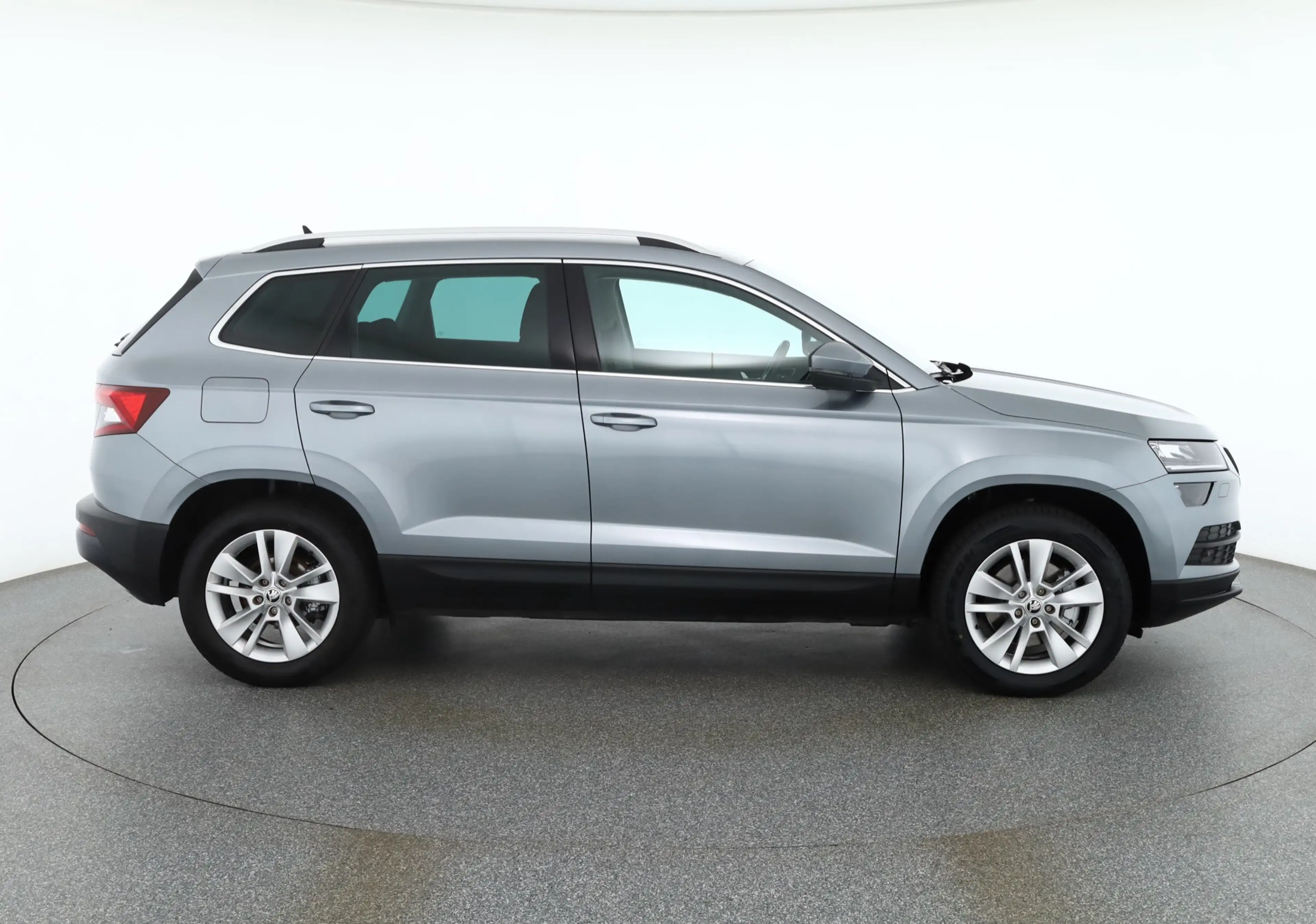 Skoda Karoq 2.0 TDI 4x4 Style DSG LED Navi ACC AHK DAB — photo 6