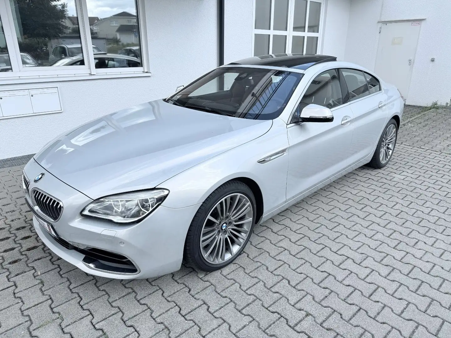 BMW 640 ixDrive GC Massage HARMAN Ind. Leder Sitzlüft Szürke - 2