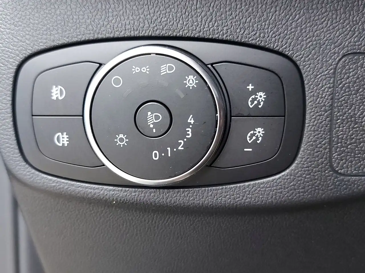 Ford Focus ST-Line X Turnier Aut.*AHK*ACC*HUD*KAM*NAVI*WINTER, миниатюра 19