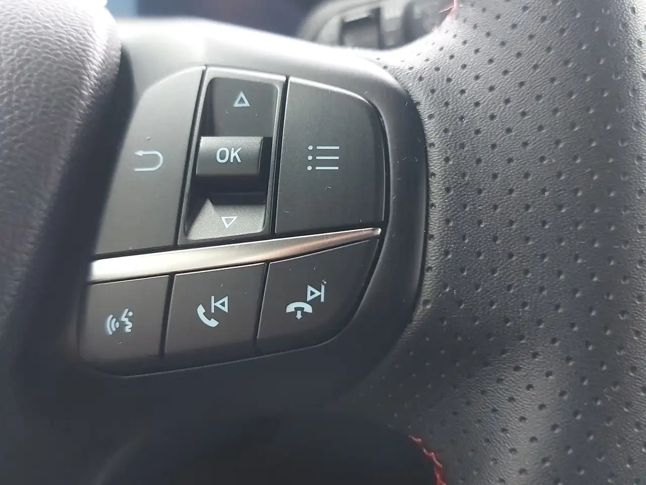 Ford Focus ST-Line X Turnier Aut.*AHK*ACC*HUD*KAM*NAVI*WINTER, миниатюра 20