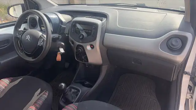 Citroen C1 view 10