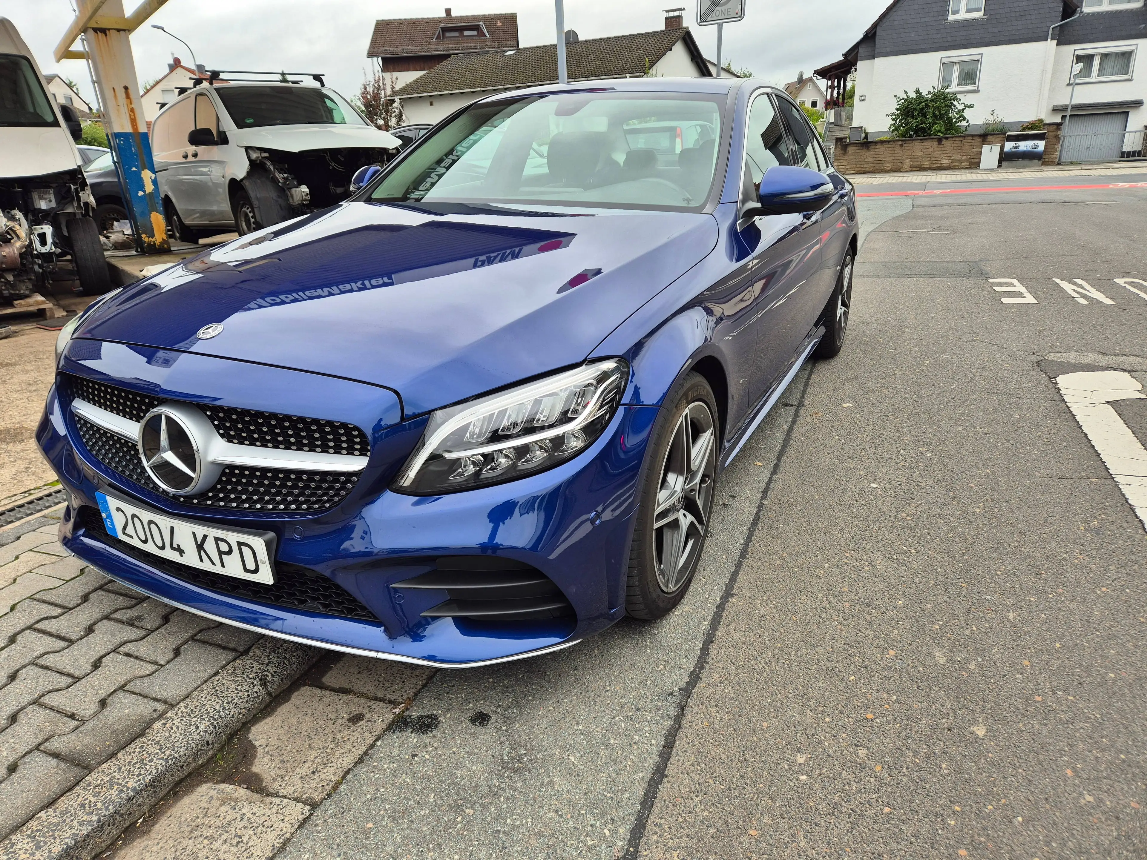 Mercedes-Benz C 220 C-Klasse Diesel d 9G-TRONIC AMG Line aus 1 Hand — photo 8