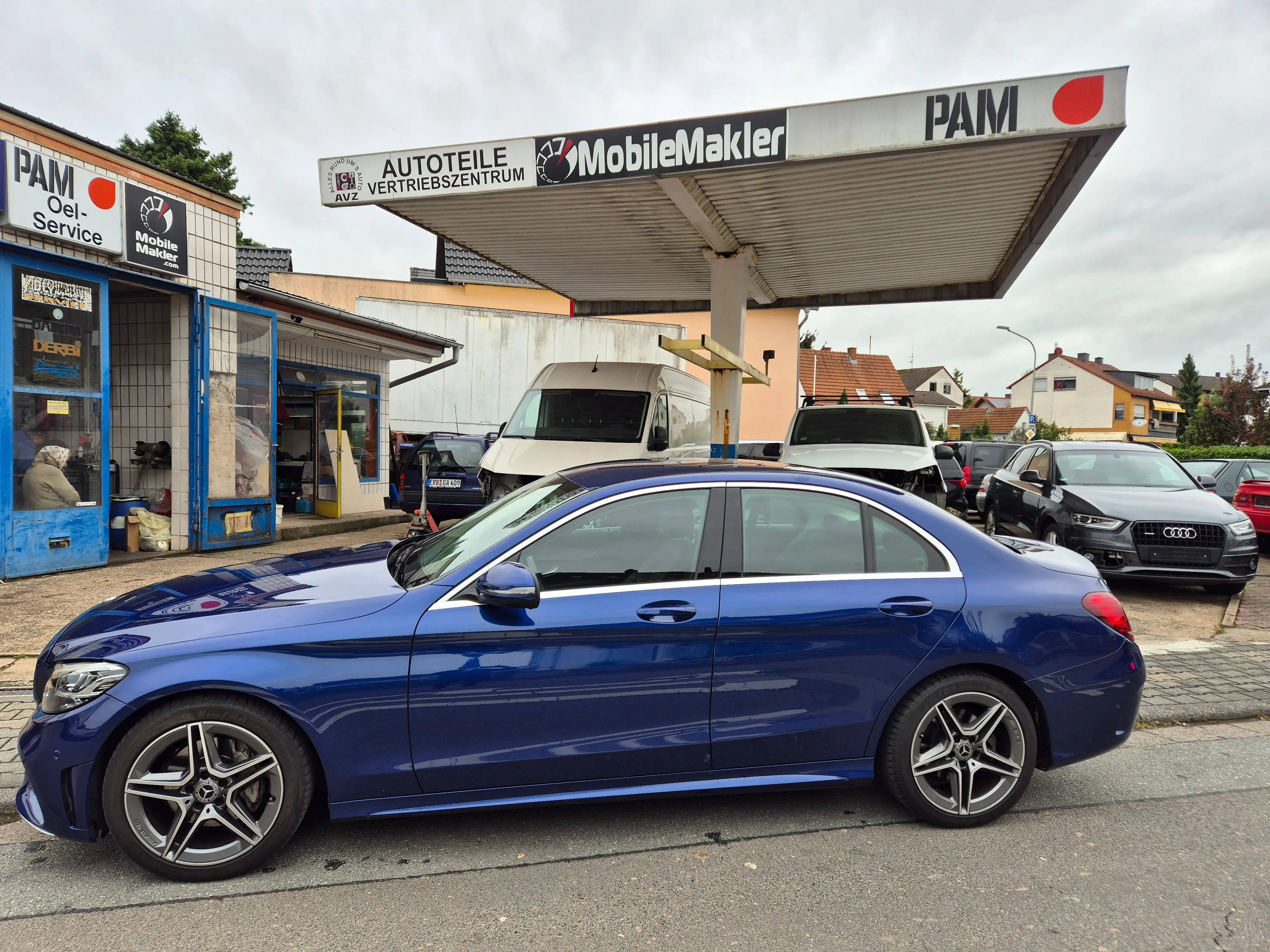 Mercedes-Benz C 220 C-Klasse Diesel d 9G-TRONIC AMG Line aus 1 Hand