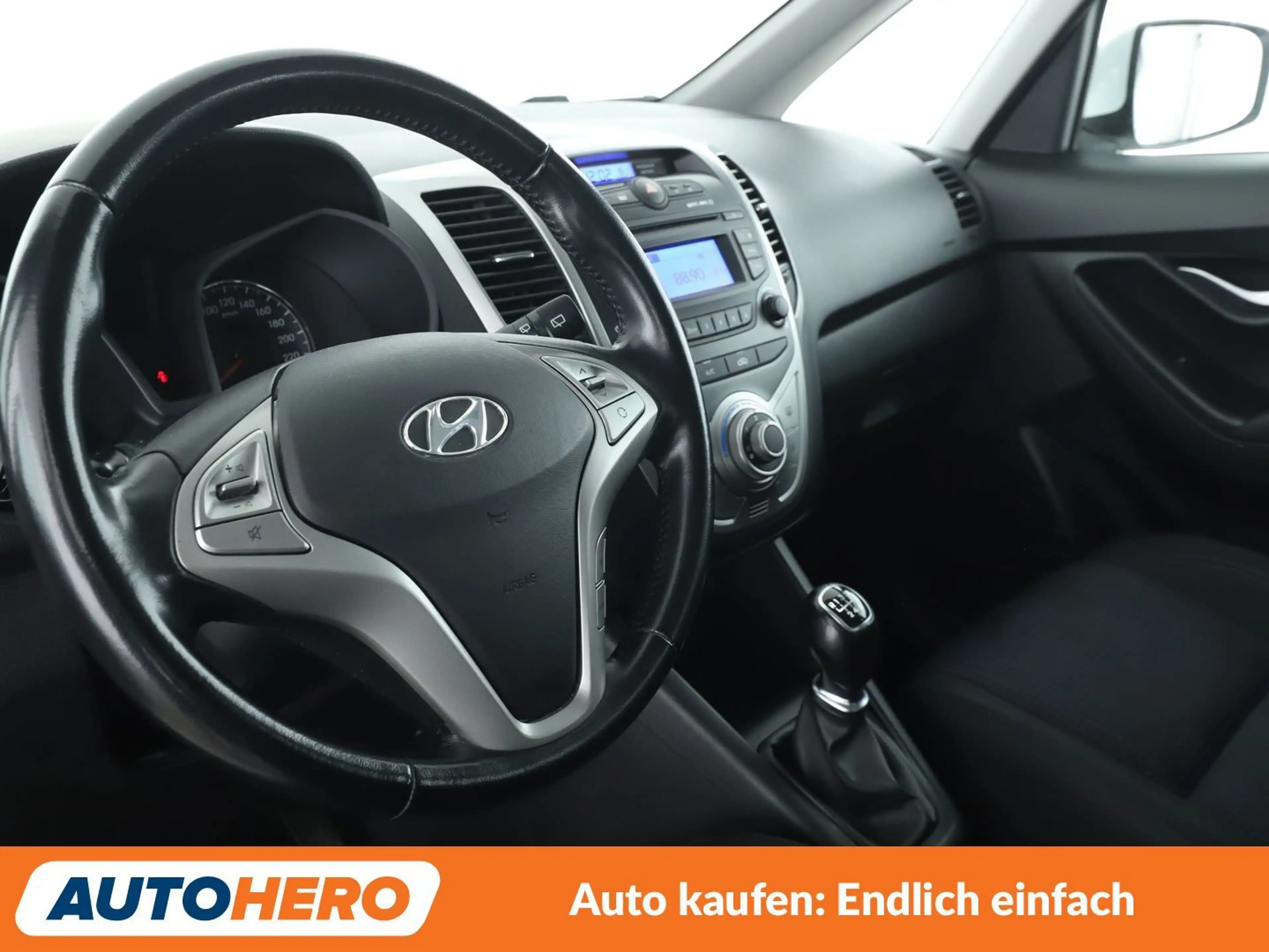 Hyundai iX20 1.6 Comfort*PDC*KLIMA*GARANTIE* — photo 11
