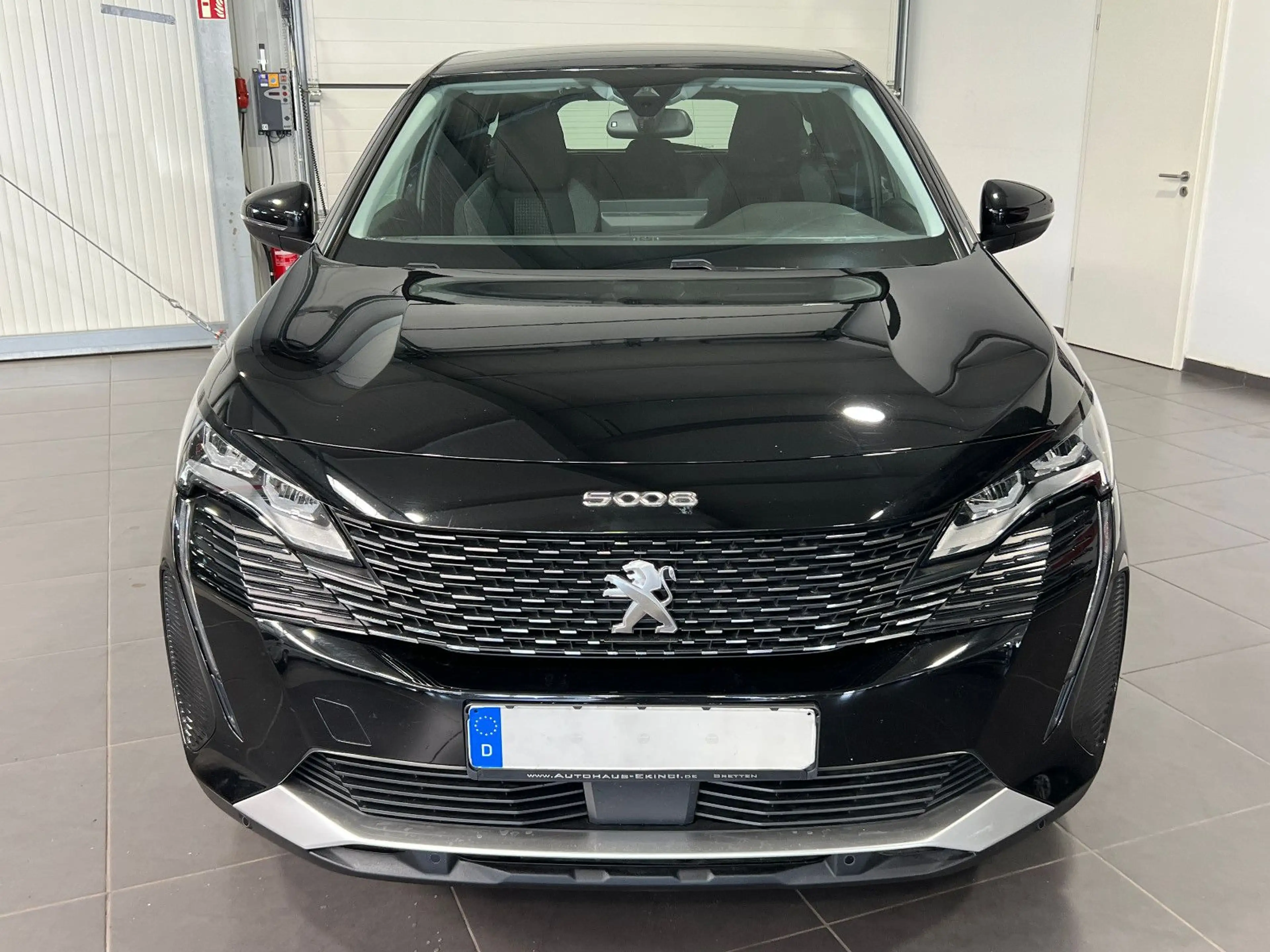 Peugeot 5008 Active Pack 1.2 7-Sitz*Navi*LED*Kamera* — photo 11