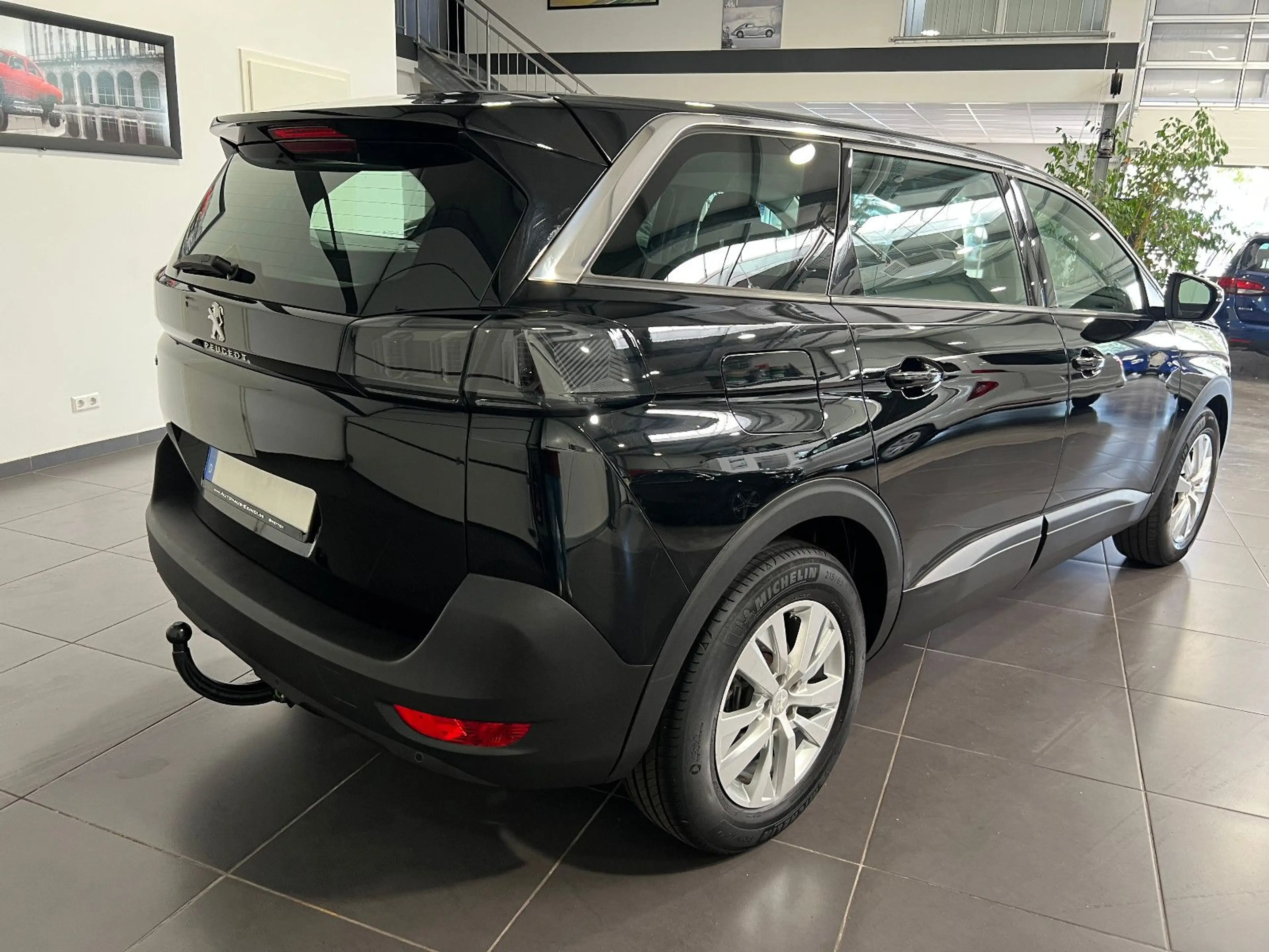 Peugeot 5008 Active Pack 1.2 7-Sitz*Navi*LED*Kamera* — photo 8