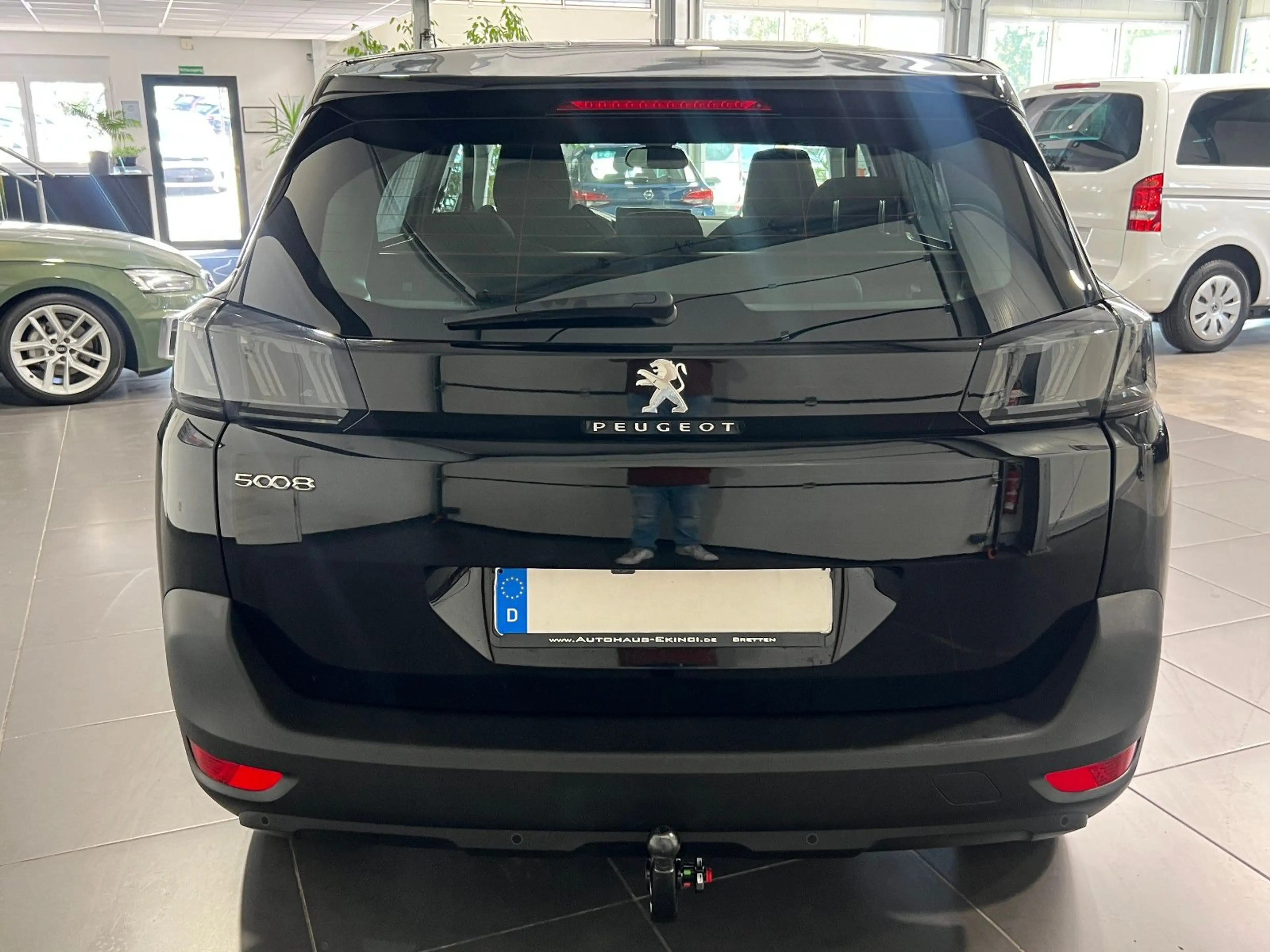 Peugeot 5008 Active Pack 1.2 7-Sitz*Navi*LED*Kamera* — photo 6