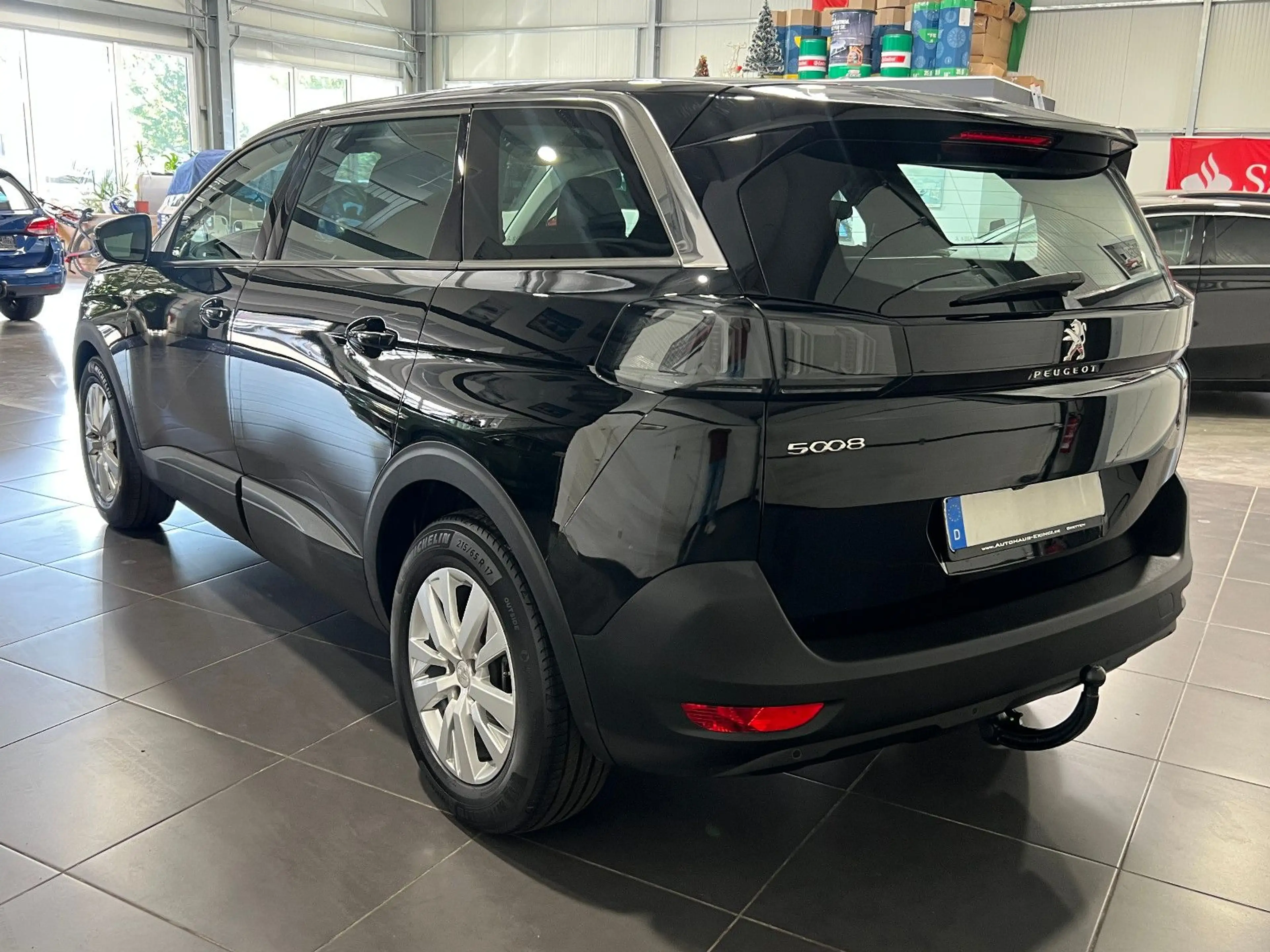 Peugeot 5008 Active Pack 1.2 7-Sitz*Navi*LED*Kamera* — photo 4
