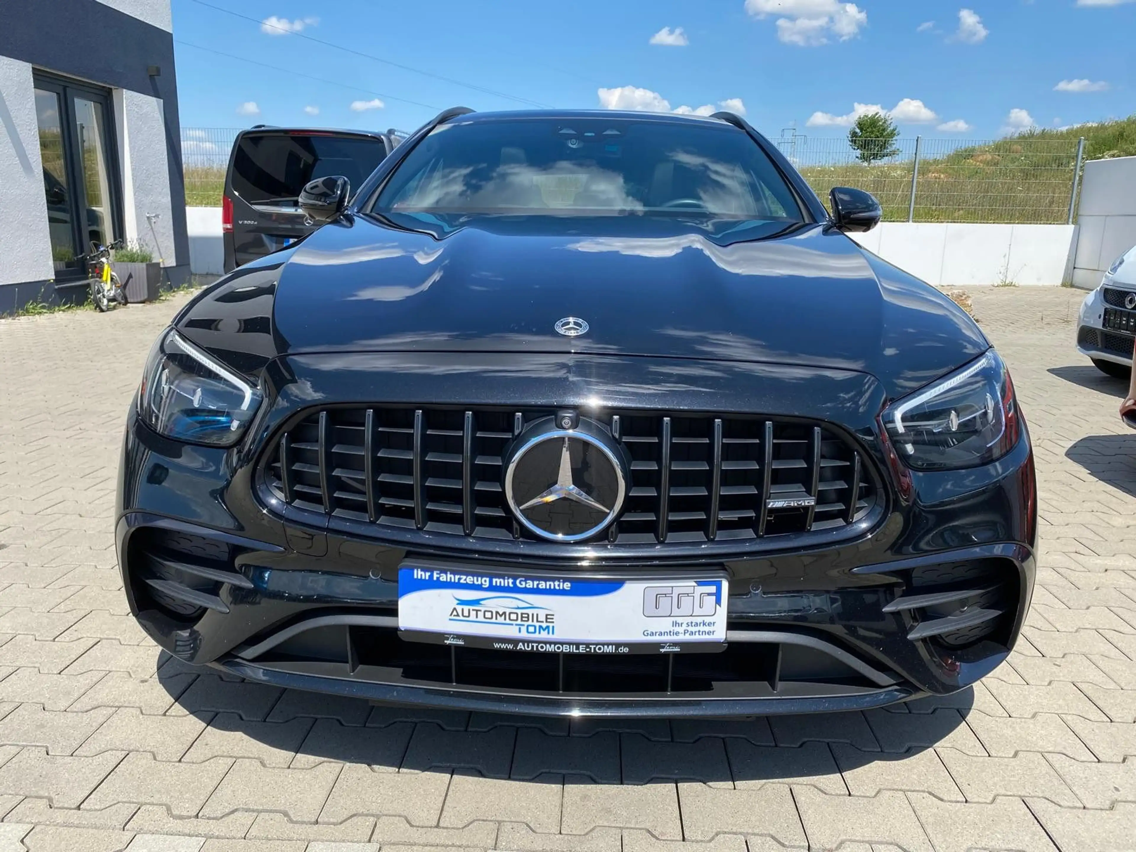 Mercedes-Benz E 53 AMG 4Matic+ /360 Kam/PANO/AMG Dynamic-Plus — photo 4