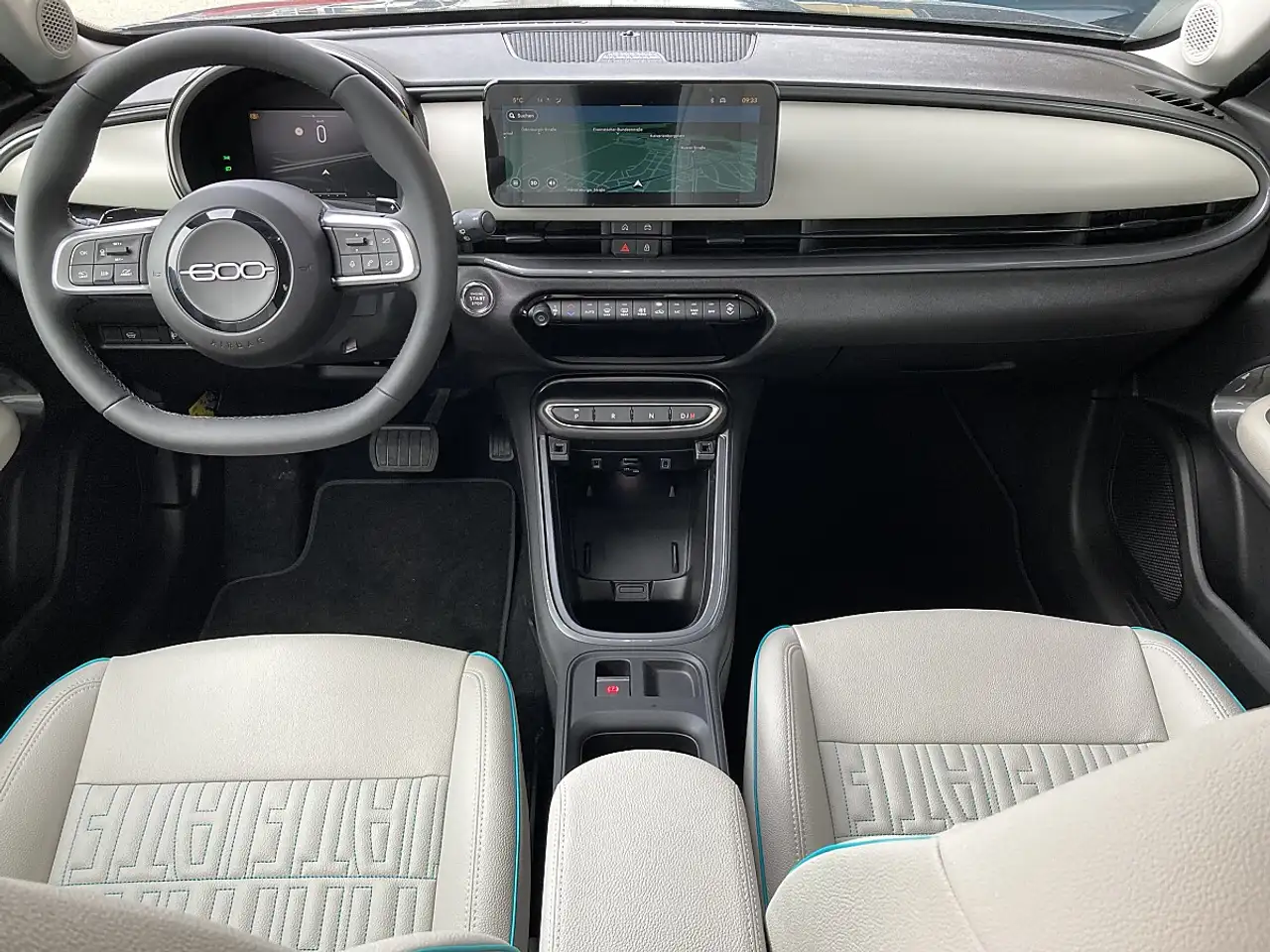 Fiat 600 Hybrid mHEV 110 6-Gang eDCT La Prima 15