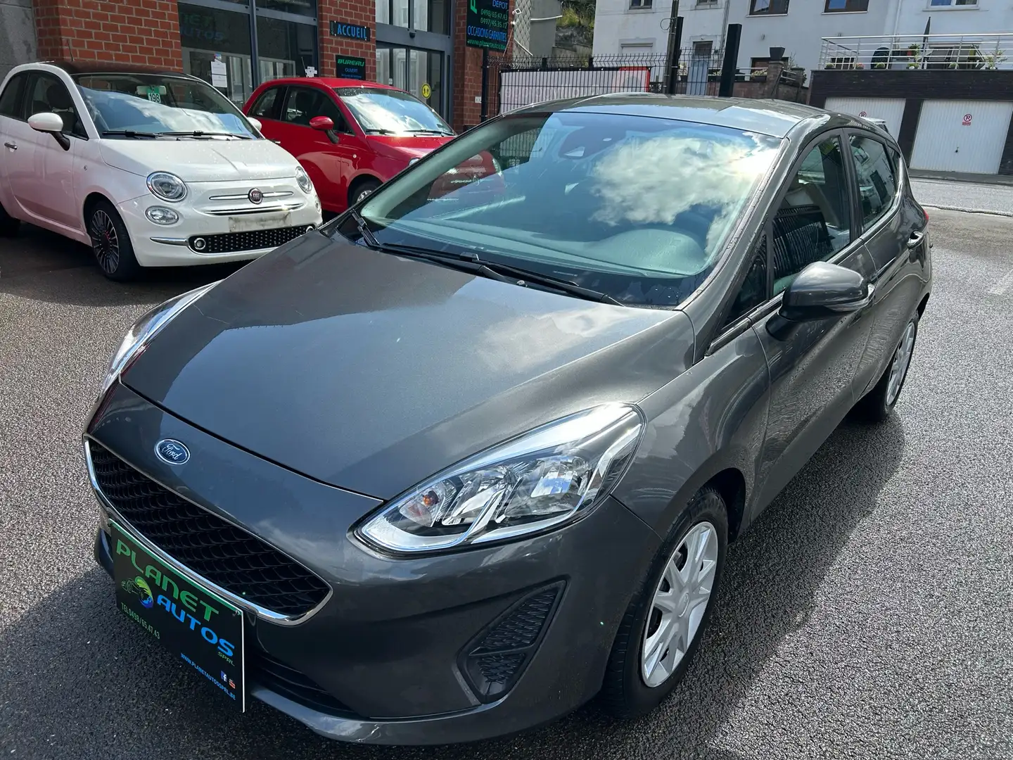 Ford Fiesta 1.1i Trend AIRCO BLUETOOTH GARANTIE 12 MOIS Gris - 1