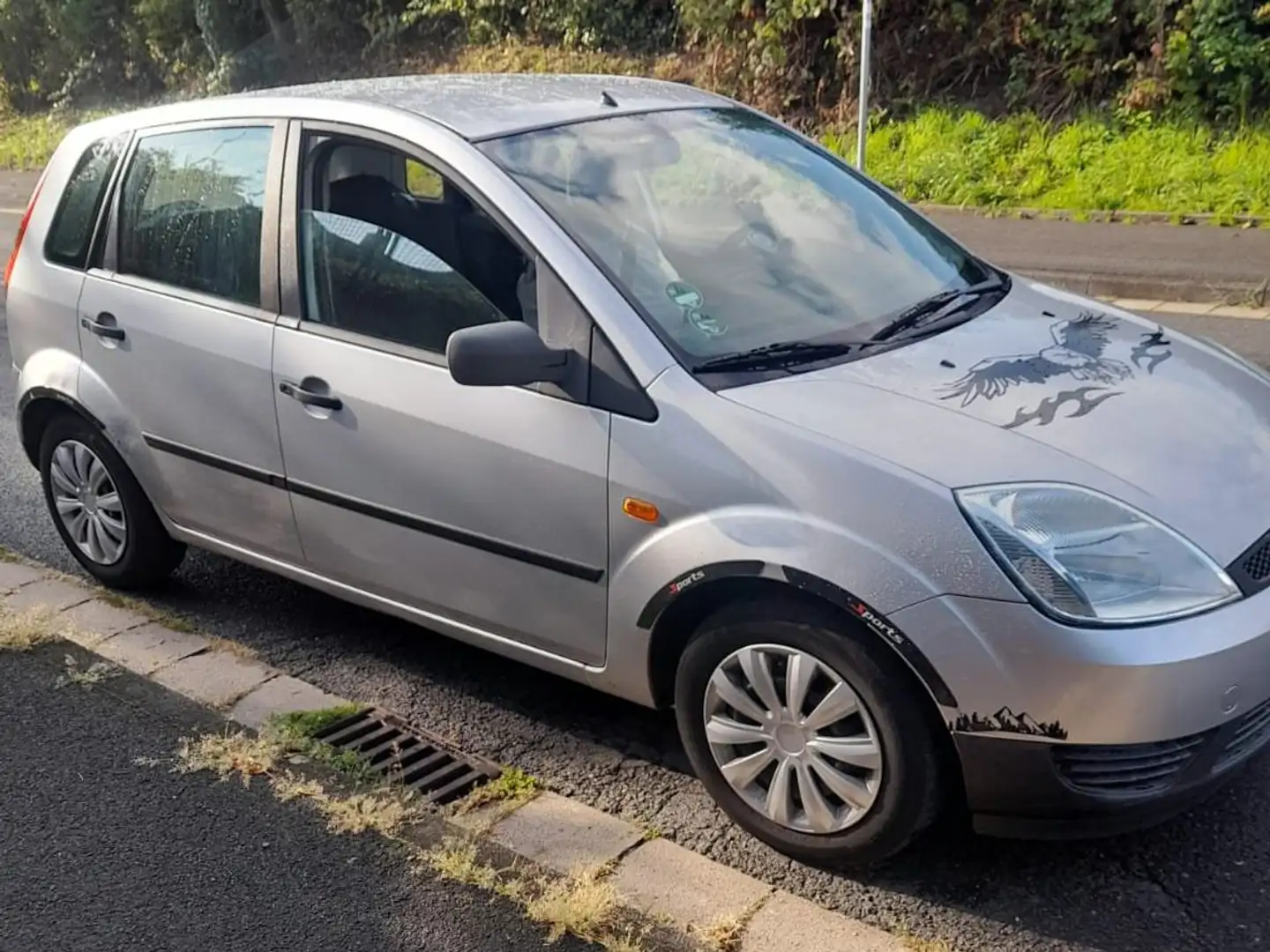 Ford Fiesta Silber - 2
