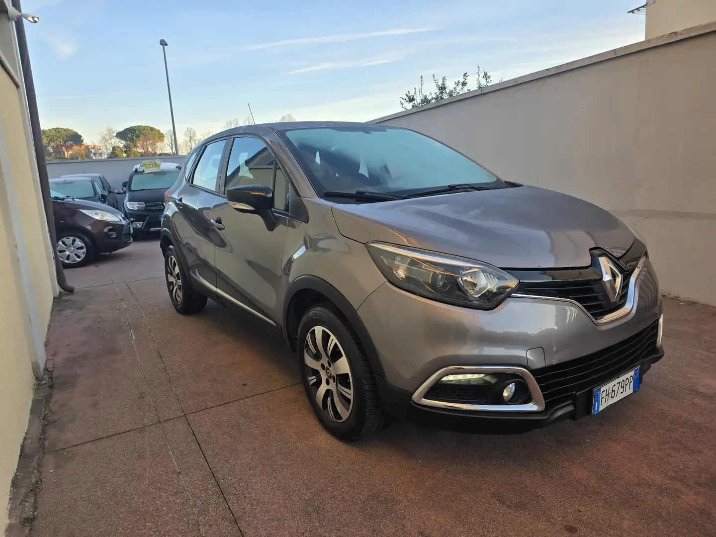 Renault Captur 1.5 dci Intens 110cv - 2