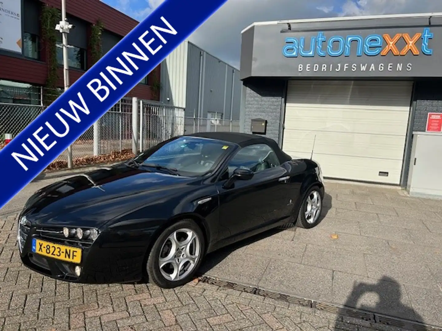 Alfa Romeo Spider 2.2 JTS Exclusive AIRCO I NAVIGATIE I LMV I ELEKTR Noir - 1