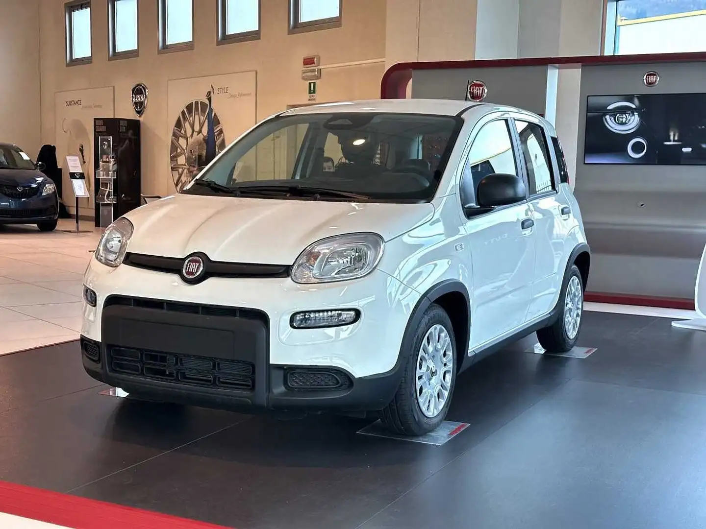 Fiat Panda 1.0 FireFly S&S Hybrid Bianco - 1