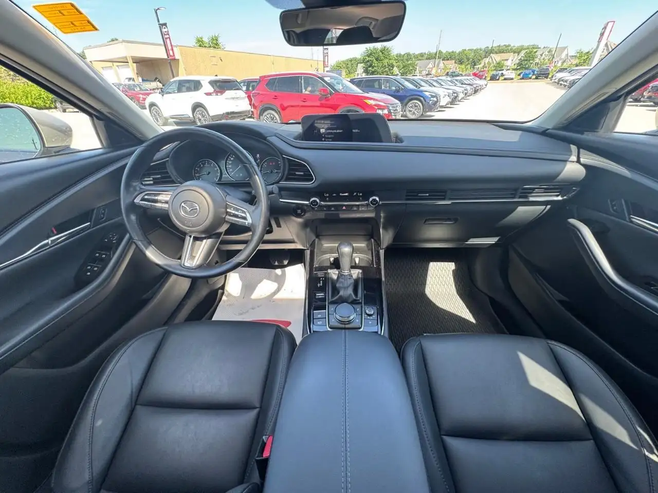 Mazda CX-30 photo Mazda CX-30
