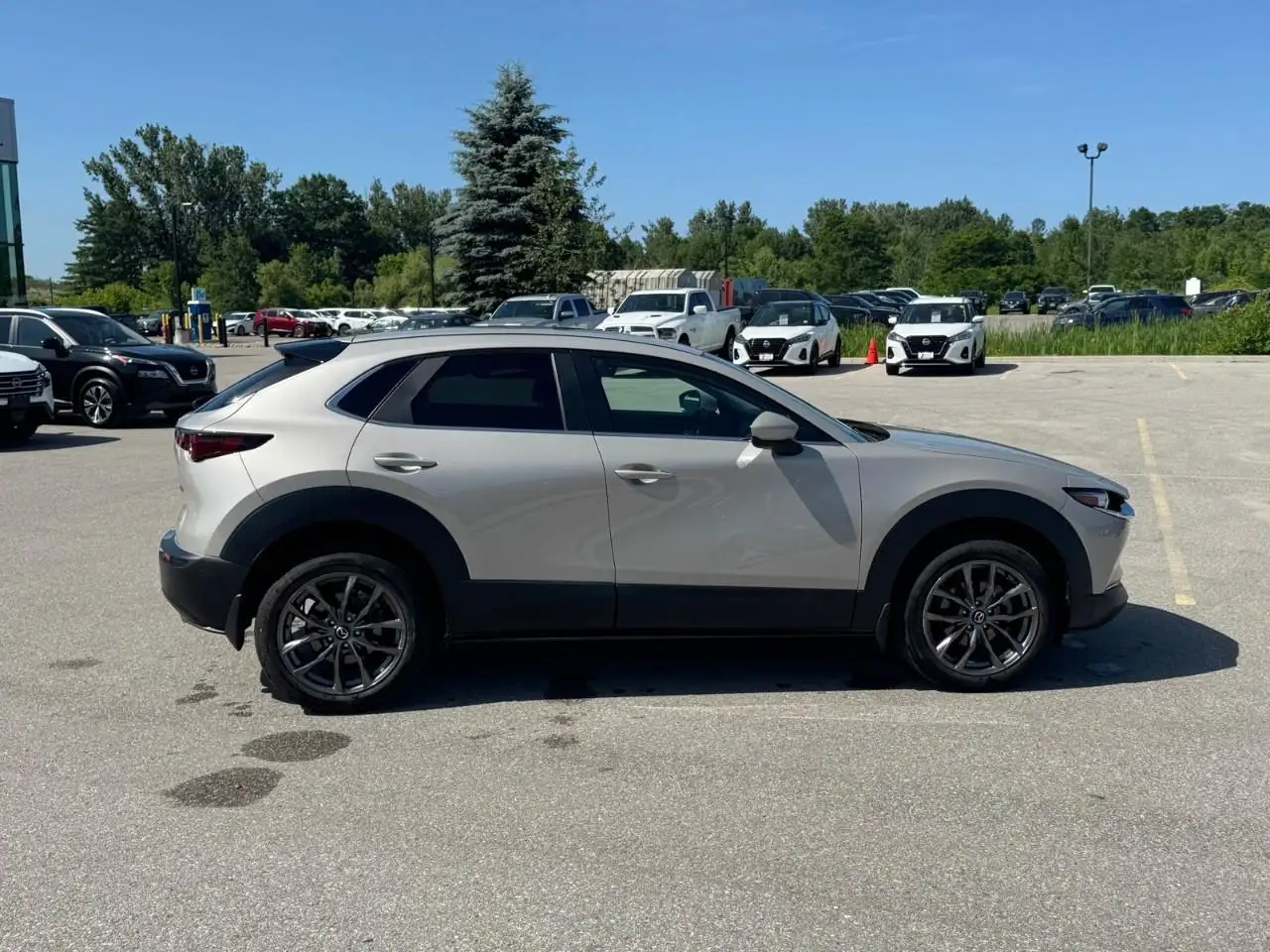 Mazda CX-30 photo Mazda CX-30