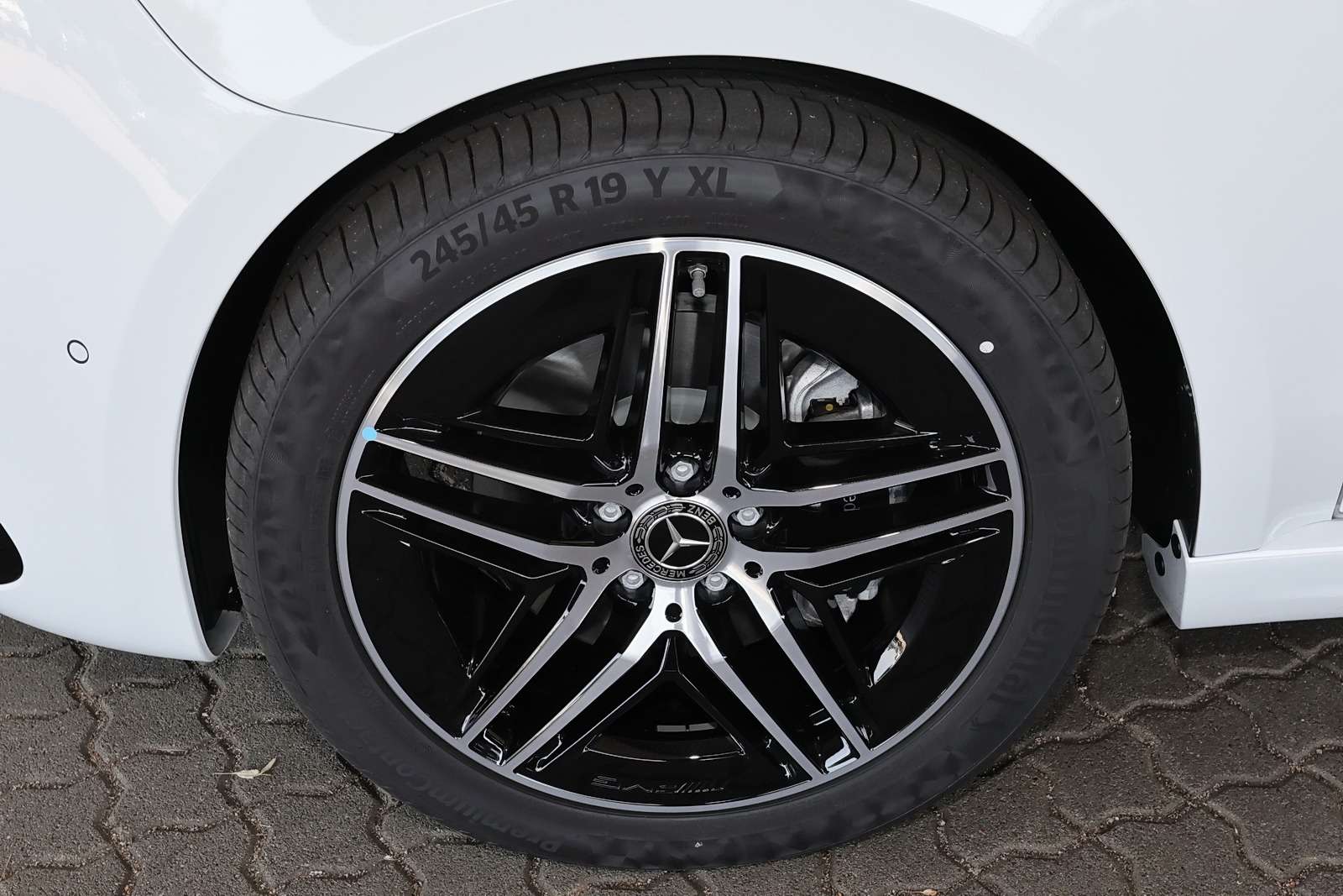 Mercedes-Benz V 250