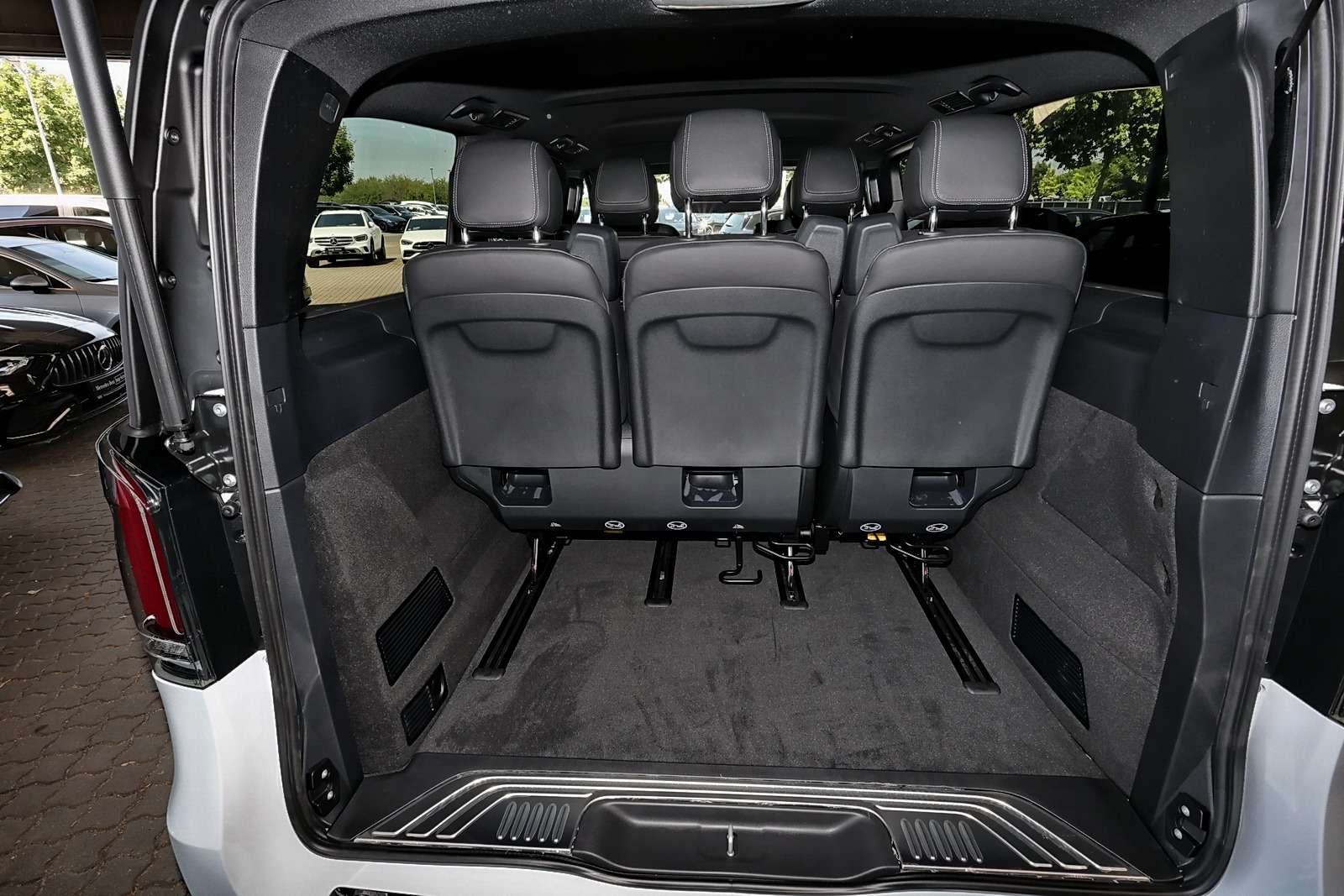 Mercedes-Benz V 250
