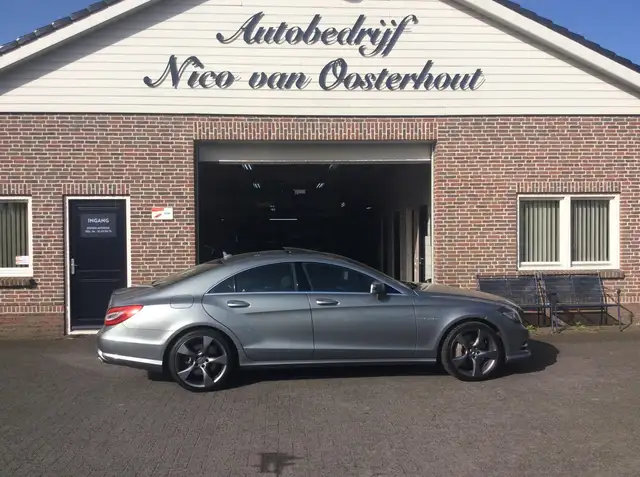 Mercedes-Benz CLS 500 500. AMG