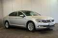 Volkswagen Passat 2.0 TDI DSG 4M Comf. ACC+LED+PANO+AHK+17" Argintiu - thumbnail 3