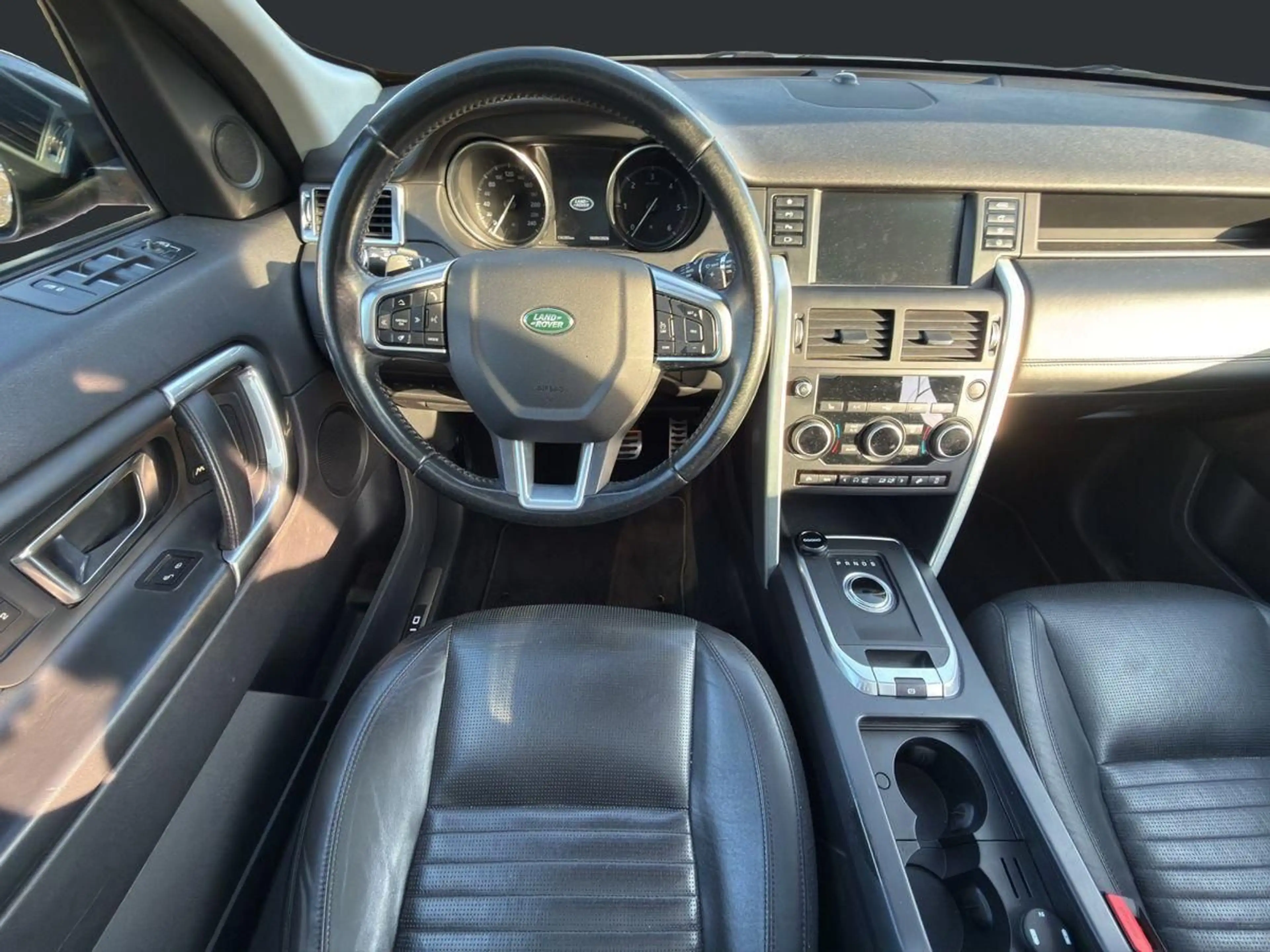Land Rover Discovery Sport Td4 HSE Luxury*Panorama*Sitzh.* — photo 15