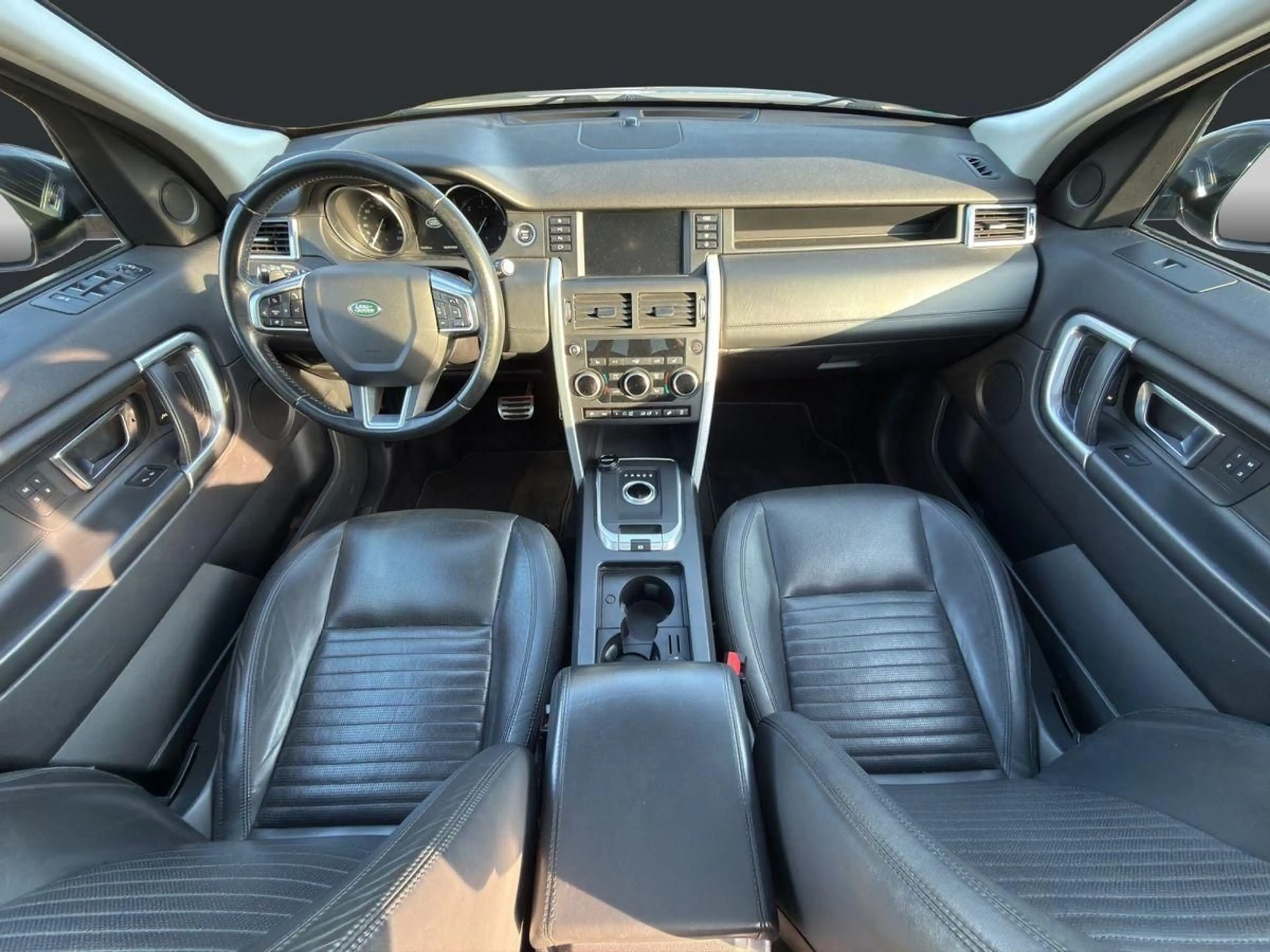 Land Rover Discovery Sport Td4 HSE Luxury*Panorama*Sitzh.* — photo 14