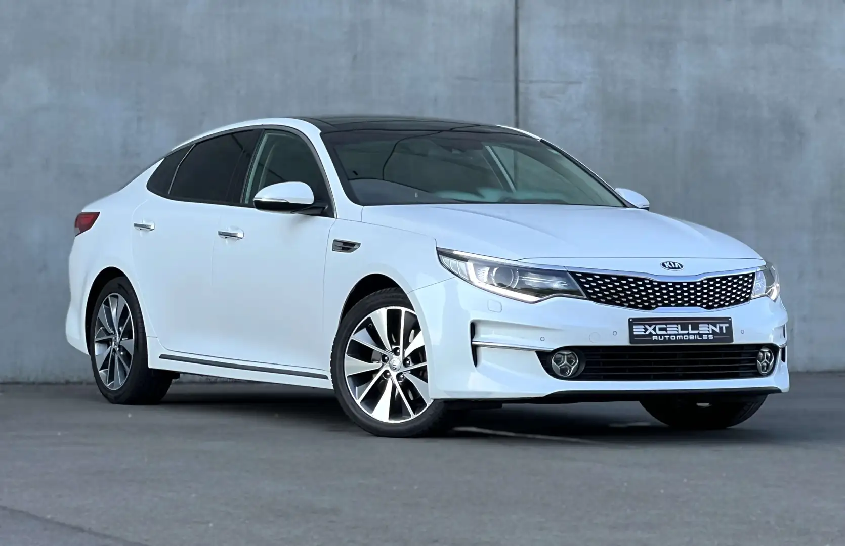 Kia Optima 1.7 CRDi*FULL OPTION*AIRCO*PANO*GARANTIE 12 MOIS Blanc - 2
