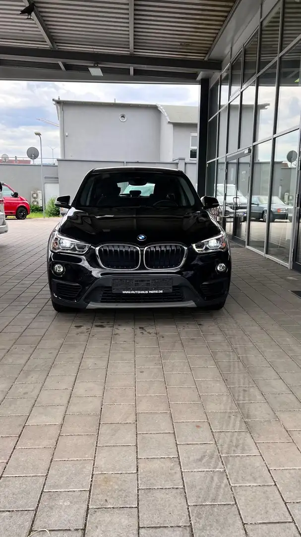 BMW X1 X1 20i,PDC, TEMPOMAT, BLUETOOTH Black - 2