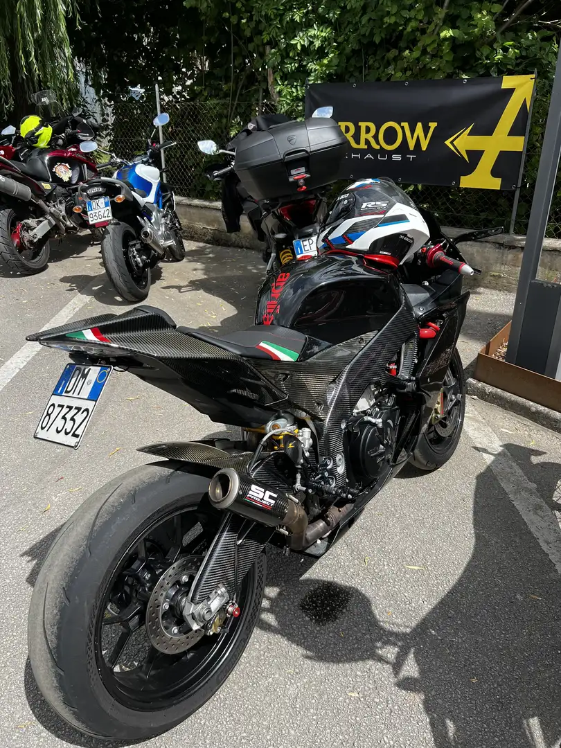 Aprilia RSV4 R - 2