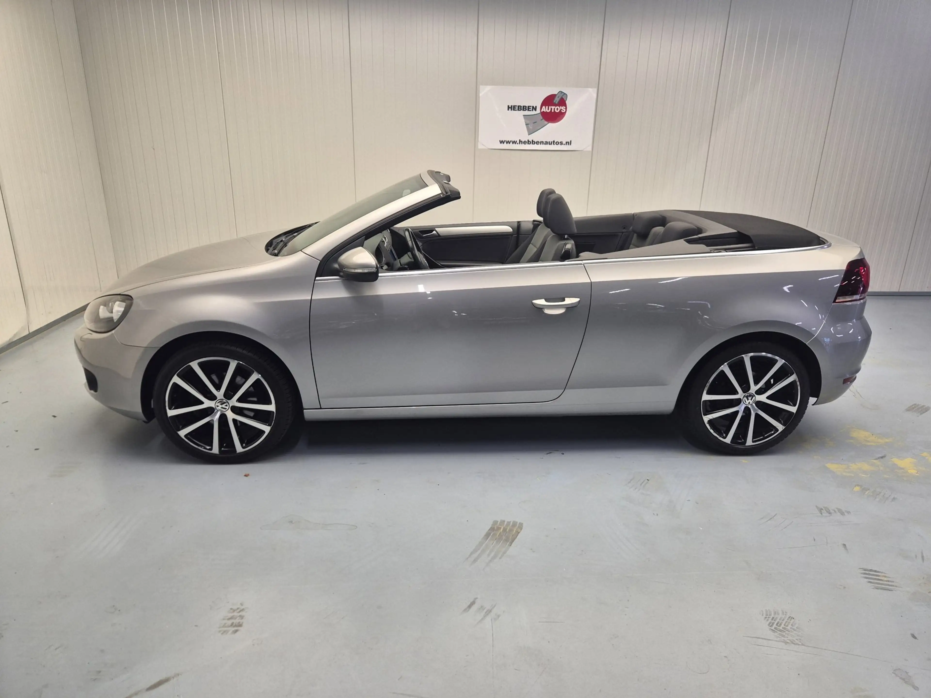 Volkswagen Golf Cabriolet 1.2 TSI BlueMotion Navi Camera Ecc Cruise Alu Trek — photo 3