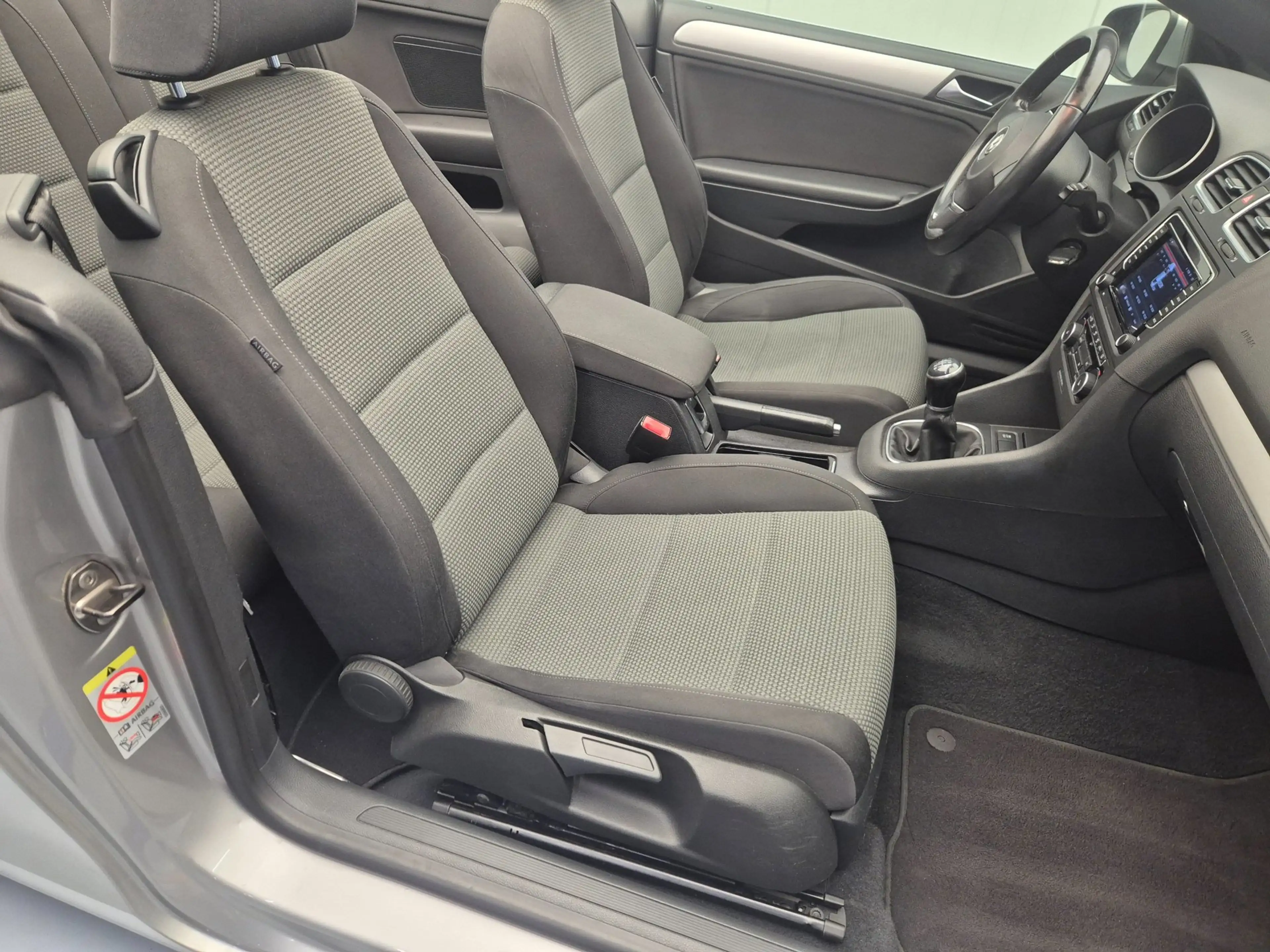 Volkswagen Golf Cabriolet 1.2 TSI BlueMotion Navi Camera Ecc Cruise Alu Trek — photo 14