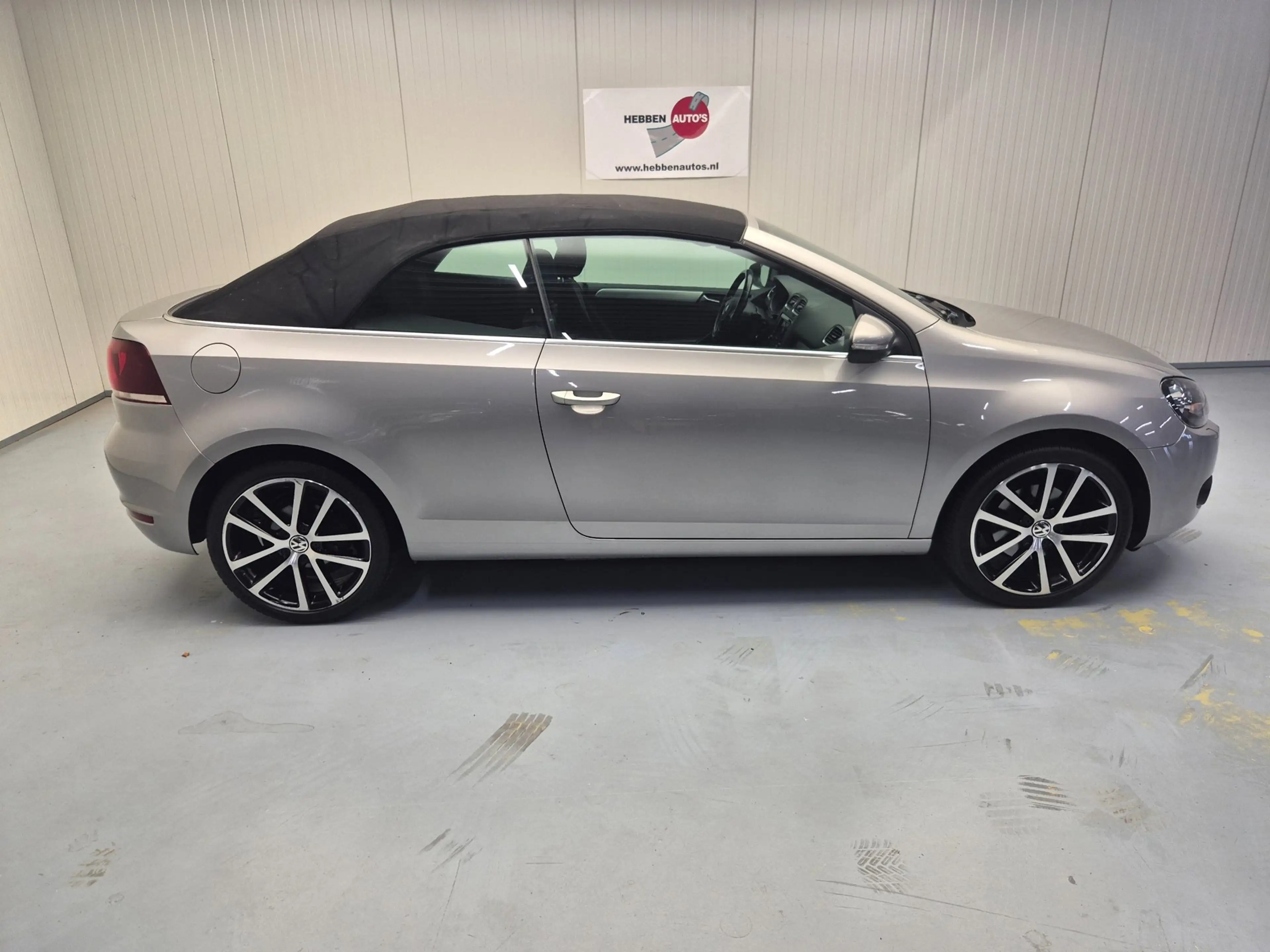 Volkswagen Golf Cabriolet 1.2 TSI BlueMotion Navi Camera Ecc Cruise Alu Trek — photo 16