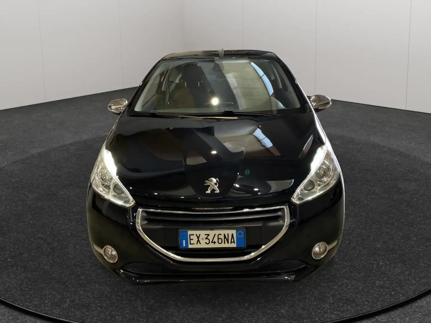 Peugeot 208 1.2 e-vti 12v 82CV Allure Noir - 2