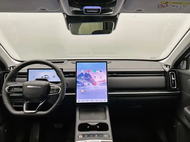 Jaecoo J7 view 2