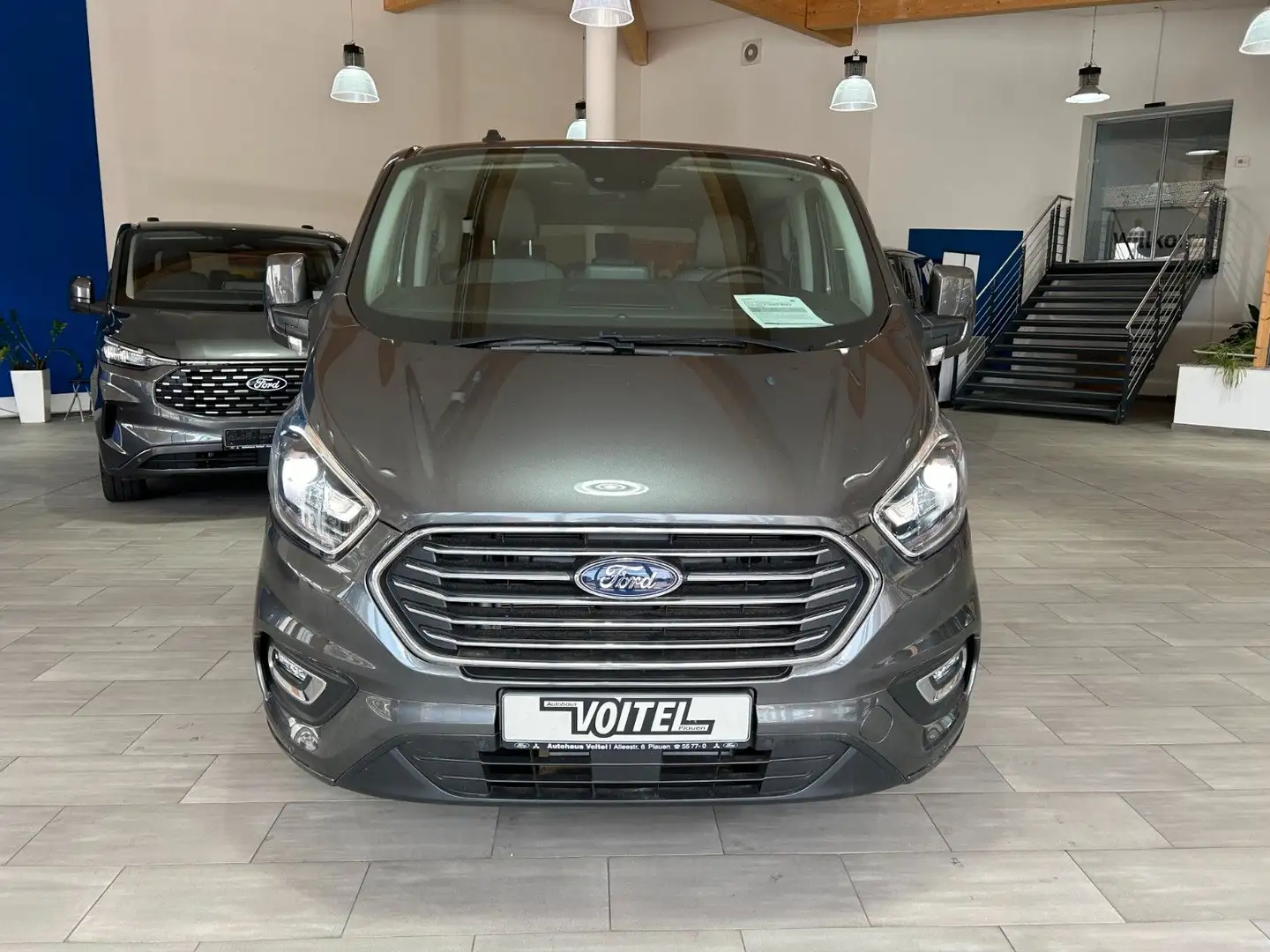 Ford Tourneo Custom L1 Titanium X 185PS MHEV Navi RFK Gri - 2