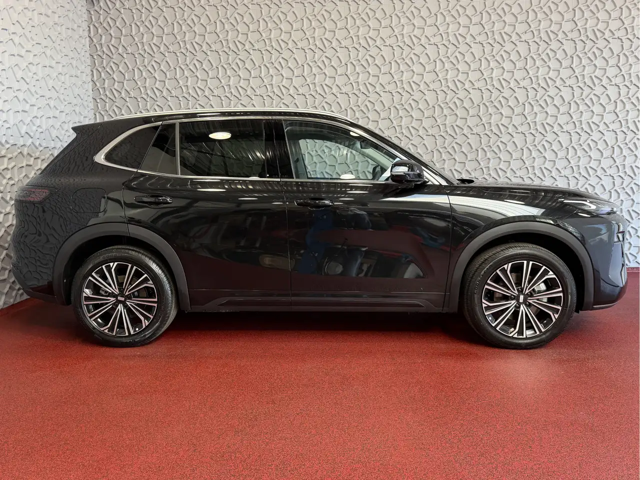 Geely Starray EM-i 2026