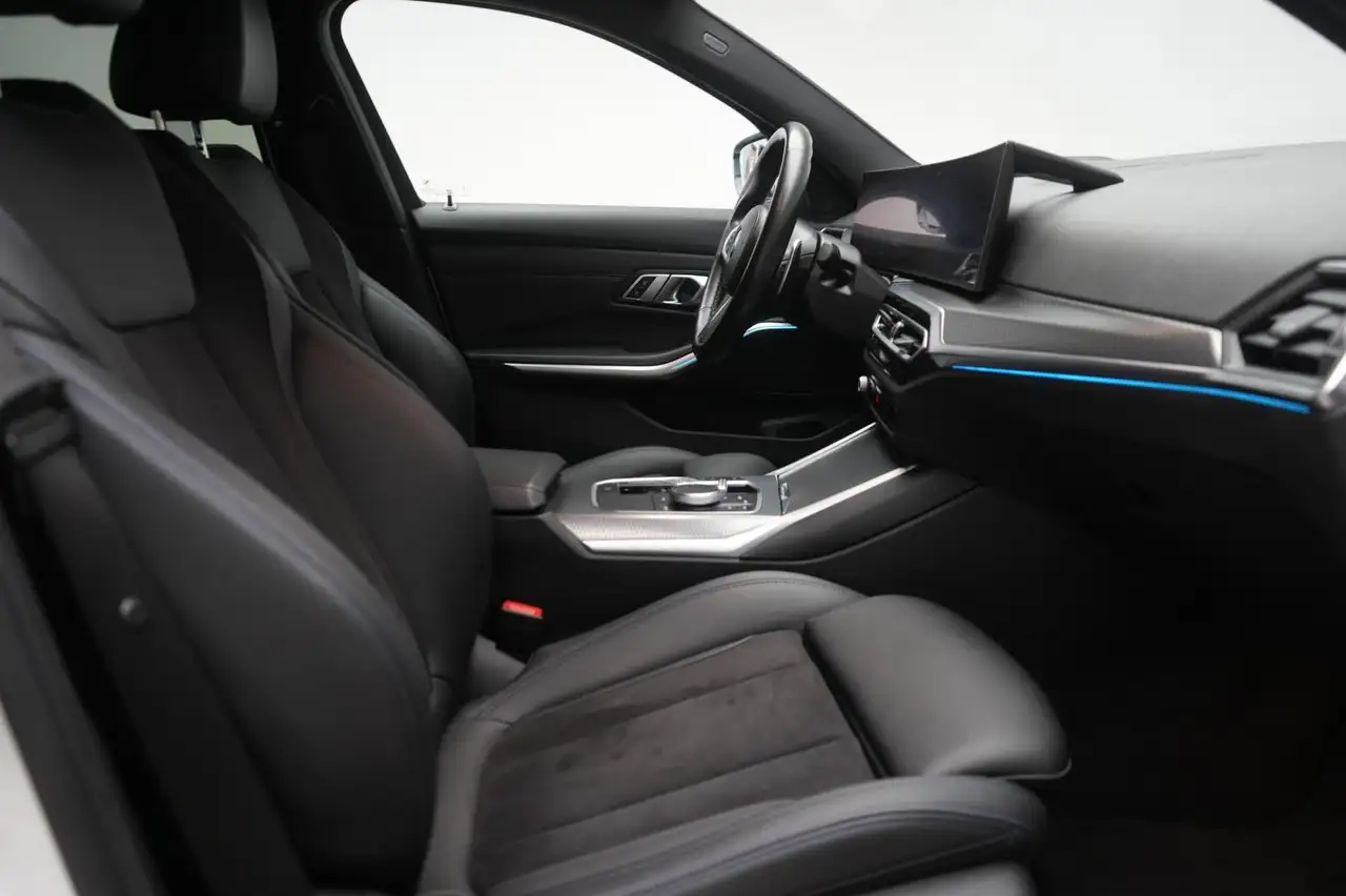 BMW 3 Series i M-Sport HUD/Kamera/Lane/Side/, миниатюра 13