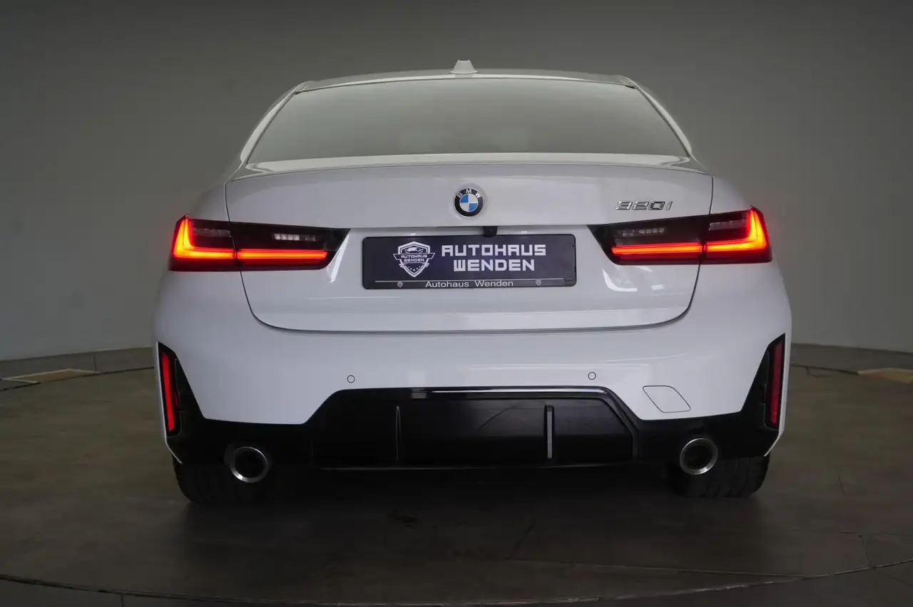 BMW 3 Series i M-Sport HUD/Kamera/Lane/Side/, миниатюра 6