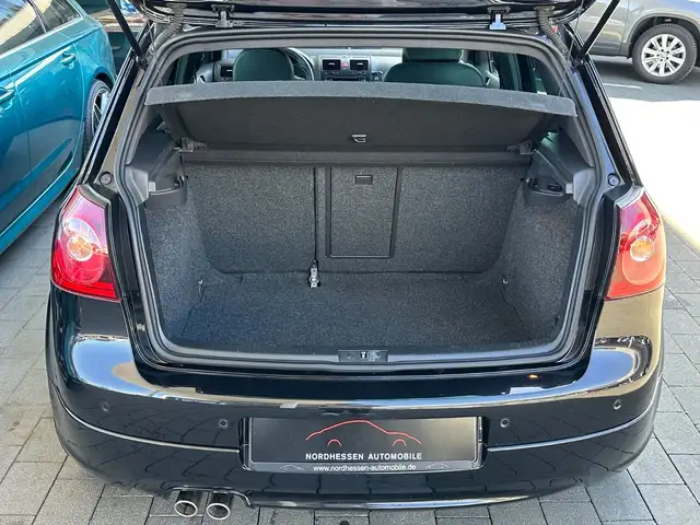 Volkswagen Golf view 8