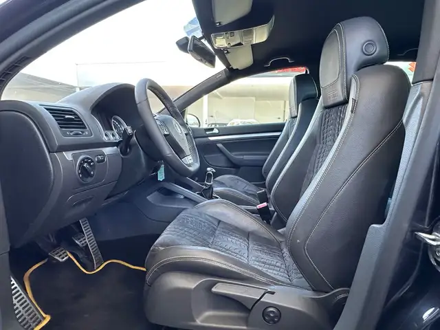 Volkswagen Golf view 11
