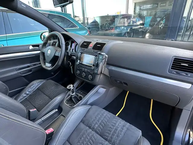 Volkswagen Golf view 14