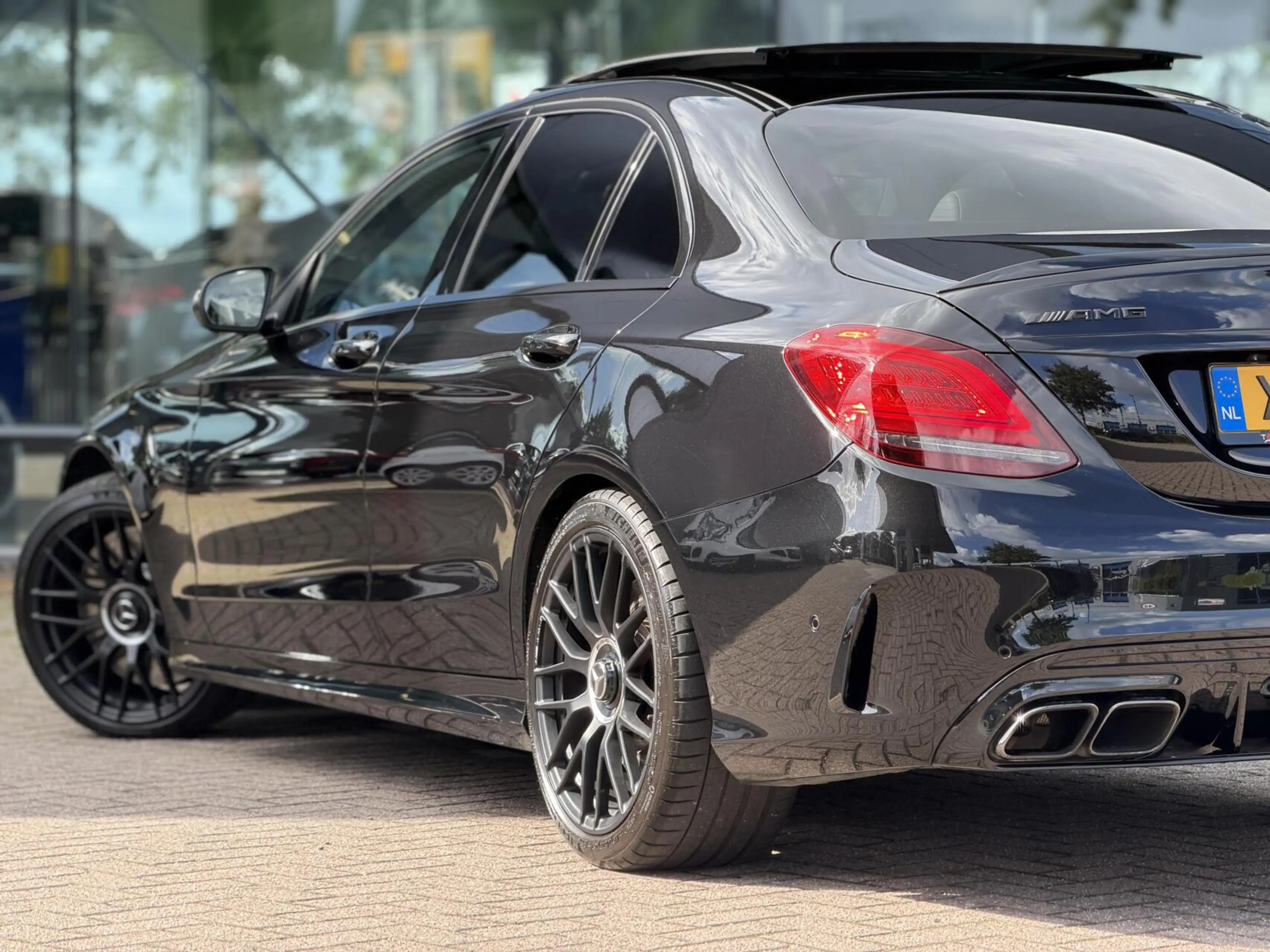 Mercedes-Benz C 63 AMG S Edition 1 HUD 360CAM PANO SFEER — photo 9