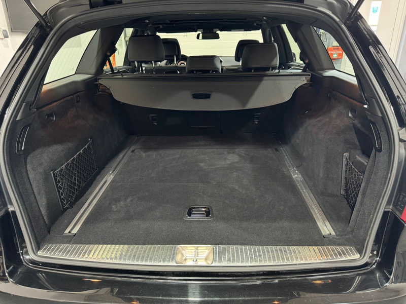 Mercedes-Benz E 350 4MATIC AVANTGARDE*AHK*R-KAMERA*TOTW-ASS* — photo 11