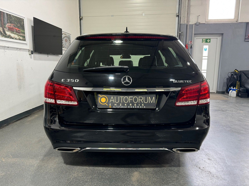 Mercedes-Benz E 350 4MATIC AVANTGARDE*AHK*R-KAMERA*TOTW-ASS* — photo 7