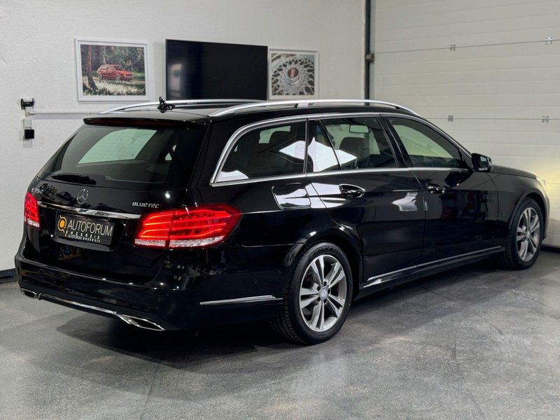 Mercedes-Benz E 350 4MATIC AVANTGARDE*AHK*R-KAMERA*TOTW-ASS* — photo 9