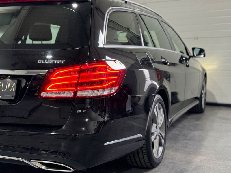 Mercedes-Benz E 350 4MATIC AVANTGARDE*AHK*R-KAMERA*TOTW-ASS* — photo 10